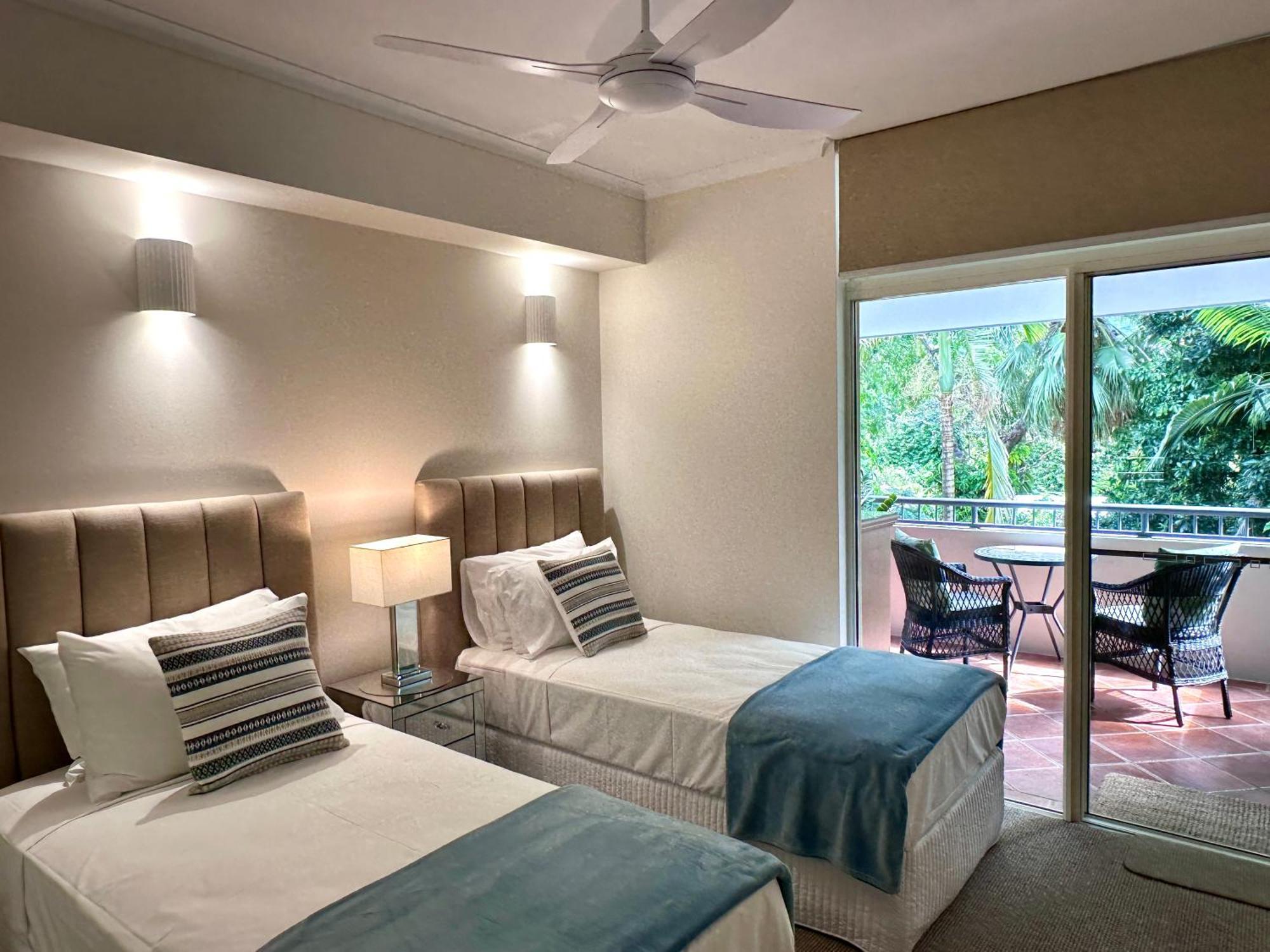 Aparthotel Oasis At Palm Cove Exterior foto