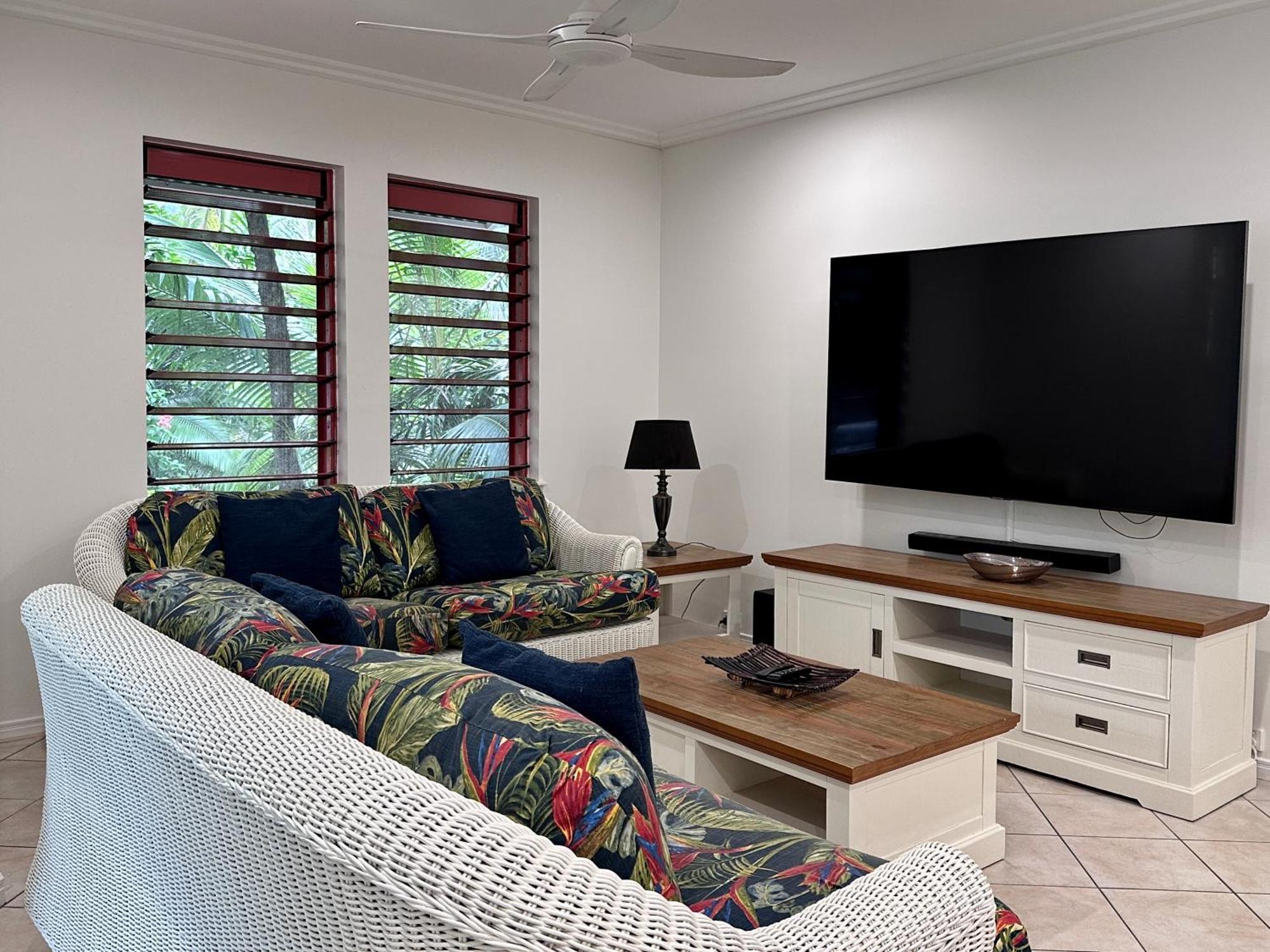 Aparthotel Oasis At Palm Cove Exterior foto