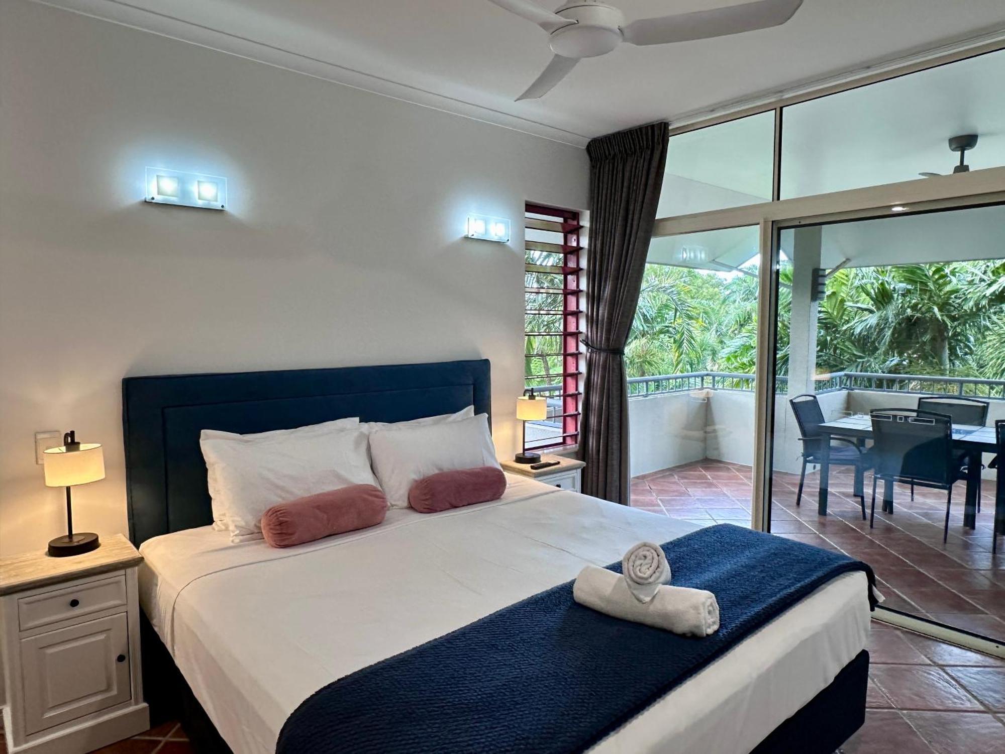 Aparthotel Oasis At Palm Cove Exterior foto